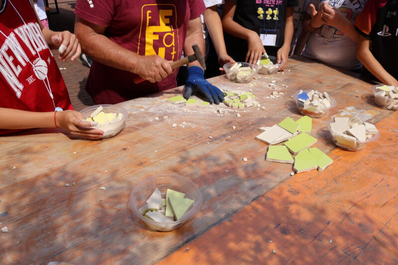 Fefant 2026 28.05.2026 Laboratorio Trencadis con l'aiuto degli adulti