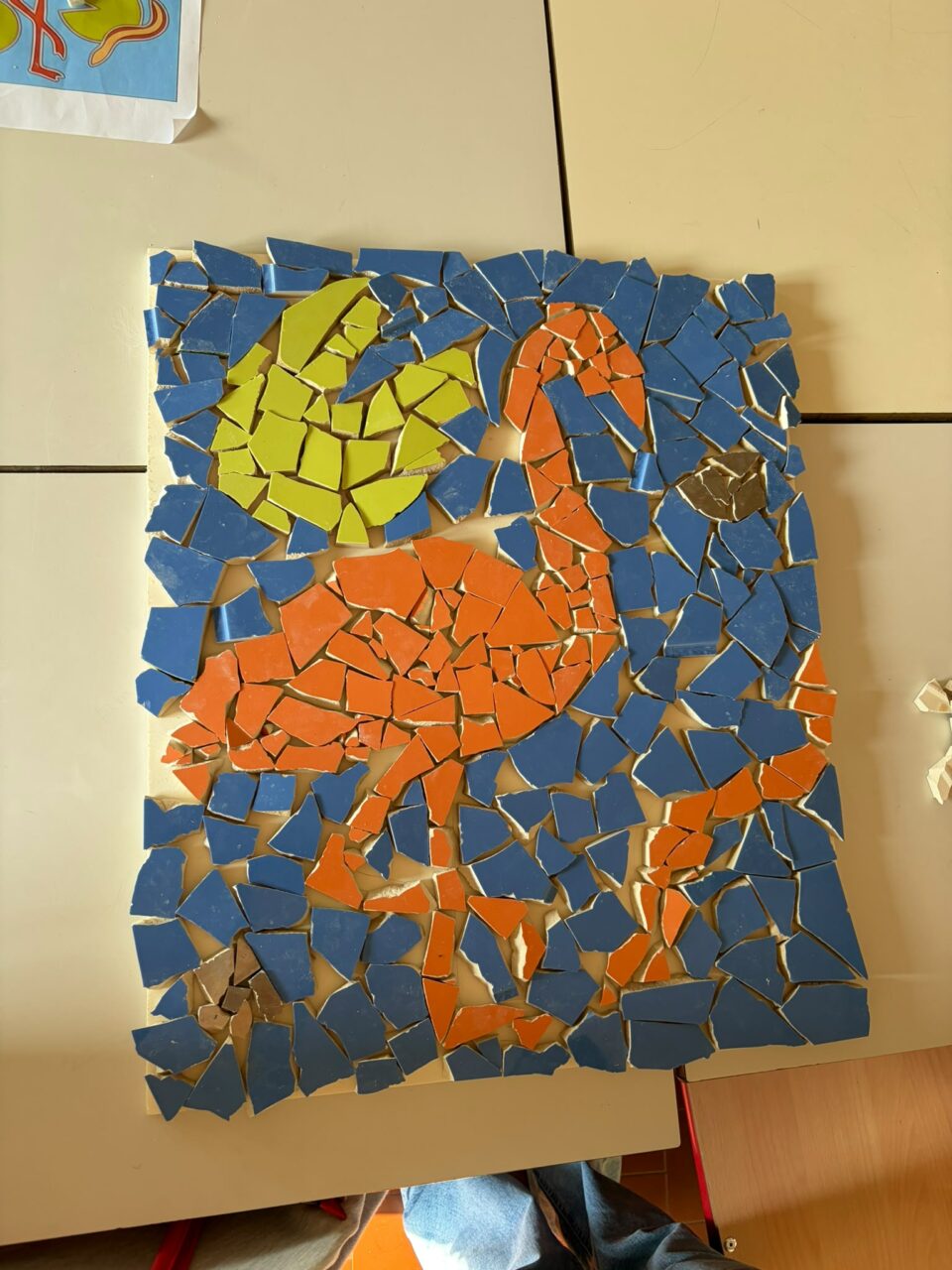 Laboratorio su Antoni Gaudì realizzazione Trencadis I.C. Perlasca